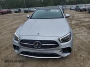 ✅ 2022 Mercedes-Benz E 450 • VIN: W1KZF5KB5NB036379 • Лот: 69855615. Опубликован ранее на Copart с пробегом 31 828 миль. Бесплатный доступ к архиву аукционных продаж из США и подробный отчёт об истории автомобиля на DreamBid. Изображение 5.