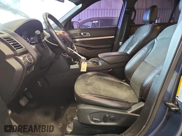 ✅ 2019 Ford Explorer XLT • VIN: 1FM5K7D85KGA39178 • Лот: 85926425. Опубликован ранее на Copart с пробегом 160 631 миль. Бесплатный доступ к архиву аукционных продаж из США и подробный отчёт об истории автомобиля на DreamBid. Изображение 7.