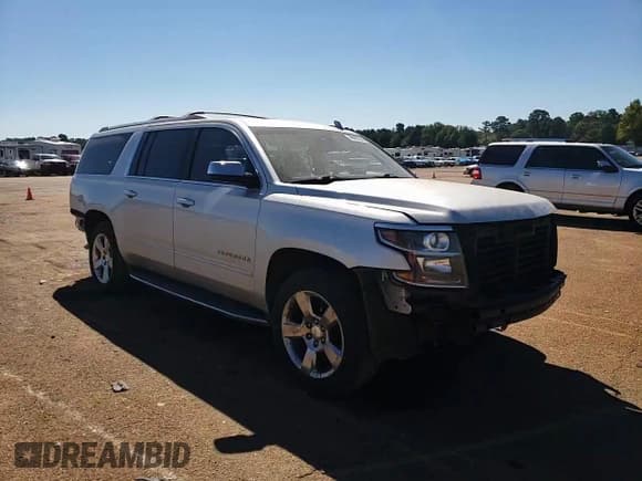 ✅ 2017 Chevrolet Suburban Premier • VIN: 1GNSKJKC7HR143736 • Lot: 69803354. Wystawiony na Copart z przebiegiem 112 993 mil. Bezpłatny archiwum sprzedaży aukcyjnych z USA i szczegółowy raport historii pojazdu na DreamBid. Zdjęcie 12.