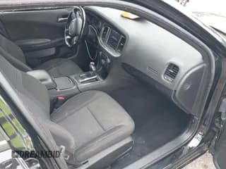 ✅ 2019 Dodge Charger SXT • VIN: 2C3CDXJG8KH718615 • Лот: 42873873. Опубликован ранее на IAAI с пробегом 70 712 миль. Бесплатный доступ к архиву аукционных продаж из США и подробный отчёт об истории автомобиля на DreamBid. Изображение 5.