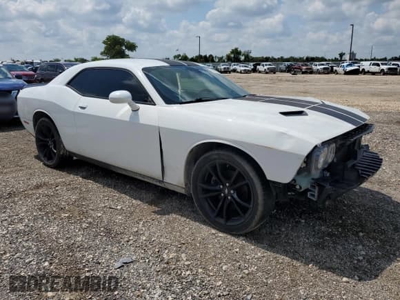 ✅ 2018 Dodge Challenger SXT Plus • VIN: 2C3CDZAG5JH118712 • Lot: 63761184. Wystawiony na Copart z przebiegiem 94 890 mil. Bezpłatny archiwum sprzedaży aukcyjnych z USA i szczegółowy raport historii pojazdu na DreamBid. Zdjęcie 4.
