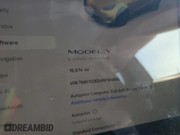 ✅ 2024 Tesla Model Y • VIN: 7SAYGDED4RF184698 • Lot: 89866565. Wystawiony na Copart z przebiegiem 15 874 mil. Bezpłatny archiwum sprzedaży aukcyjnych z USA i szczegółowy raport historii pojazdu na DreamBid. Zdjęcie 9.