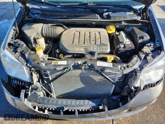 ✅ 2016 Dodge Grand Caravan SXT • VIN: 2C4RDGCG1GR334583 • Lot: 87115265. Wystawiony na Copart z przebiegiem 100 446 mil. Bezpłatny archiwum sprzedaży aukcyjnych z USA i szczegółowy raport historii pojazdu na DreamBid. Zdjęcie 12.