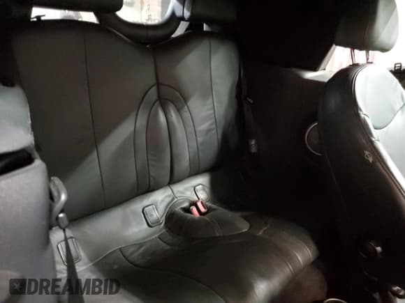 ✅ 2007 MINI Convertible • VIN: WMWRF33567TG17538 • Lot: 76506984. Wystawiony na Copart z przebiegiem 75 090 mil. Bezpłatny archiwum sprzedaży aukcyjnych z USA i szczegółowy raport historii pojazdu na DreamBid. Zdjęcie 10.