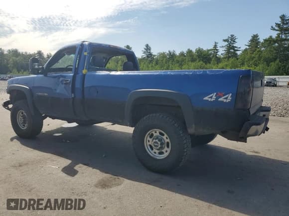 ✅ 2003 GMC Sierra 2500HD Work Truck • VIN: 1GTHK24U13E170669 • Lot: 62563755. Listed on Copart with 135,914 mi. Free auction sales archive from the USA and detailed vehicle history report at DreamBid. Image 2.