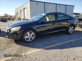 ✅ 2012 Volvo S60 T5 • VIN: YV1622FS6C2058304 • Lot: 87255935. Wystawiony na Copart z przebiegiem 120 301 mil. Bezpłatny archiwum sprzedaży aukcyjnych z USA i szczegółowy raport historii pojazdu na DreamBid. Zdjęcie 1.