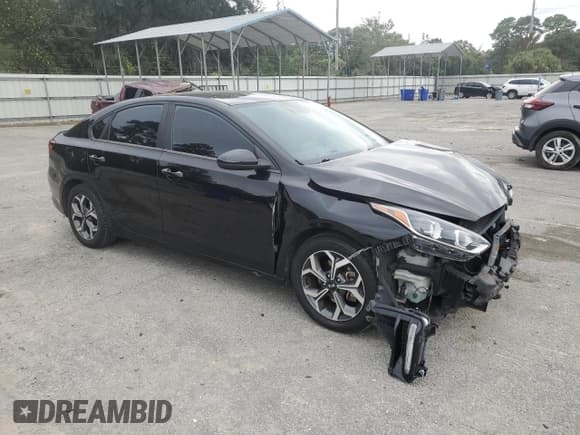 ✅ 2019 Kia Forte LXS • VIN: 3KPF24AD3KE067621 • Lot: 82353585. Wystawiony na Copart z przebiegiem 103 875 mil. Bezpłatny archiwum sprzedaży aukcyjnych z USA i szczegółowy raport historii pojazdu na DreamBid. Zdjęcie 4.