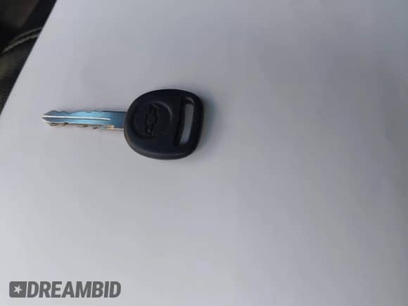 ✅ 2000 Chevrolet Silverado 1500 LS • VIN: 2GCEK19V2Y1186595 • Lot: 42780868. Wystawiony na IAAI z przebiegiem 220 024 mil mil. Skorzystaj z bezpłatnego archiwum sprzedaży aukcyjnych z USA i zobacz szczegółowy raport historii pojazdu na DreamBid. Zdjęcie 11.