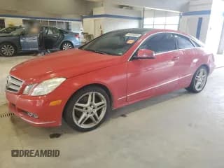 ✅ 2011 Mercedes-Benz E 350 • VIN: WDDKJ5GB3BF111724 • Лот: 80394045. Опубликован ранее на Copart с пробегом 174 102 миль. Бесплатный доступ к архиву аукционных продаж из США и подробный отчёт об истории автомобиля на DreamBid. Изображение 1.