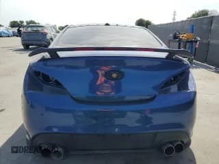 ✅ 2016 Hyundai Genesis Coupe Ultimate • VIN: KMHHU6KJ7GU136639 • Lot: 53823985. Wystawiony na Copart z przebiegiem 127 827 mil. Bezpłatny archiwum sprzedaży aukcyjnych z USA i szczegółowy raport historii pojazdu na DreamBid. Zdjęcie 6.