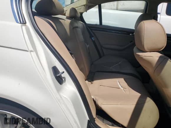 ✅ 2002 BMW 3 Series 330i • VIN: WBAEV53482KM18233 • Lot: 69631934. Listed on Copart with 228,157 mi. Free auction sales archive from the USA and detailed vehicle history report at DreamBid. Image 10.