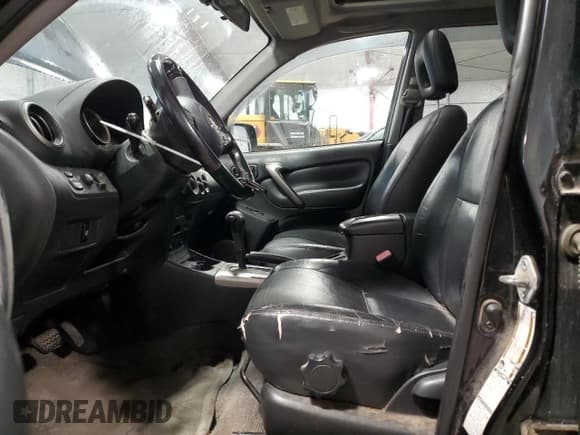 ✅ 2004 Toyota RAV4 • VIN: JTEHD20V946021796 • Lot: 87256515. Listed on Copart with 200,629 mi. Free auction sales archive from the USA and detailed vehicle history report at DreamBid. Image 7.