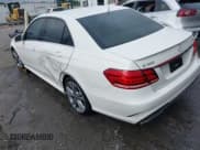 ✅ 2016 Mercedes-Benz E 350 Luxury • VIN: WDDHF8JB6GB254090 • Lot: 42481725. Wystawiony na IAAI z przebiegiem 104 359 mil. Bezpłatny archiwum sprzedaży aukcyjnych z USA i szczegółowy raport historii pojazdu na DreamBid. Zdjęcie 3.