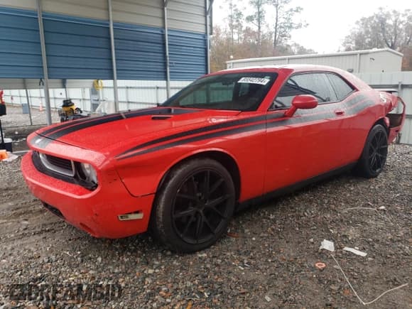 ✅ 2010 Dodge Challenger SE • VIN: 2B3CJ4DV0AH120953 • Lot: 85542794. Wystawiony na Copart z przebiegiem 149 077 mil. Bezpłatny archiwum sprzedaży aukcyjnych z USA i szczegółowy raport historii pojazdu na DreamBid. Zdjęcie 1.