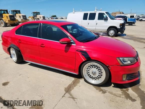 ✅ 2013 Volkswagen Jetta Autobahn • VIN: 3VW567AJXDM242024 • Lot: 65967455. Wystawiony na Copart z przebiegiem 241 756 mil. Bezpłatny archiwum sprzedaży aukcyjnych z USA i szczegółowy raport historii pojazdu na DreamBid. Zdjęcie 4.