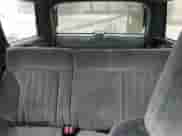 2002 Chevrolet Blazer LS z VIN 1GNDT13WX2K219285, wystawiony jako Copart lot #81238524 z przebiegiem 209 498 mil mil oraz Szkoda całkowita • Salvage title. Historia ofert i sprzedaży dostępna na DreamBid. Obrazek 10.