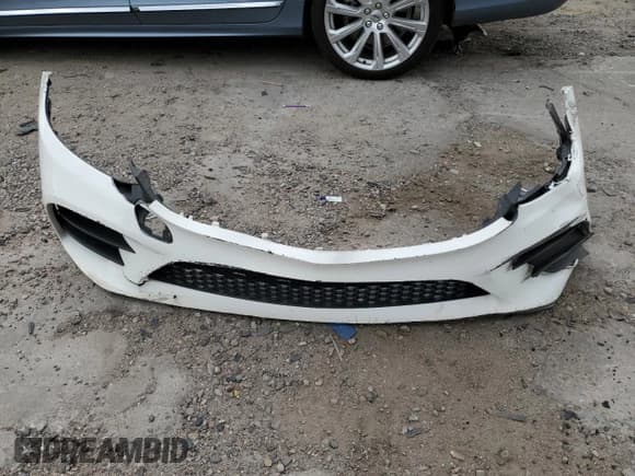 ✅ 2019 Mercedes-Benz C 300 • VIN: 55SWF8DB2KU319860 • Лот: 67479085. Опубликован ранее на Copart с пробегом 95 650 миль. Бесплатный доступ к архиву аукционных продаж из США и подробный отчёт об истории автомобиля на DreamBid. Изображение 12.