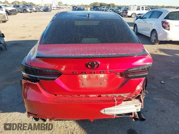 ✅ 2022 Toyota Camry XSE • VIN: 4T1K61AK4NU024164 • Lot: 43590265. Wystawiony na IAAI z przebiegiem 32 936 mil. Bezpłatny archiwum sprzedaży aukcyjnych z USA i szczegółowy raport historii pojazdu na DreamBid. Zdjęcie 17.