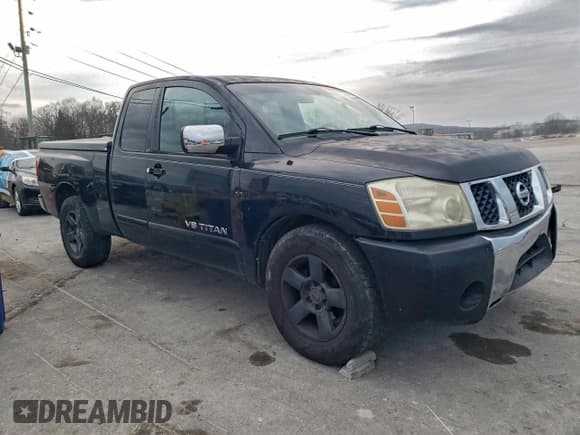✅ 2005 Nissan Titan SE • VIN: 1N6AA06A15N500287 • Лот: 94309915. Опубликован ранее на Copart с пробегом 386 662 миль. Бесплатный доступ к архиву аукционных продаж из США и подробный отчёт об истории автомобиля на DreamBid. Изображение 4.