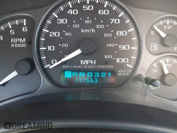 2001 Chevrolet Tahoe LT z VIN 1GNEK13T01R227432, wystawiony jako IAAI lot #43384510 z przebiegiem 171 563 mil mil oraz . Historia ofert i sprzedaży dostępna na DreamBid. Obrazek 15.