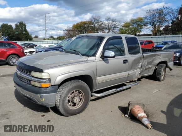 ✅ 1999 Chevrolet Silverado 2500 LT • VIN: 1GCGK29U8XE178245 • Lot: 82699625. Listed on Copart with Not provided. Free auction sales archive from the USA and detailed vehicle history report at DreamBid. Image 1.