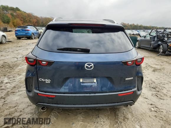 ✅ 2024 Mazda CX-50 S Select • VIN: 7MMVABAMXRN161374 • Lot: 90902945. Wystawiony na Copart z przebiegiem 30 011 mil. Bezpłatny archiwum sprzedaży aukcyjnych z USA i szczegółowy raport historii pojazdu na DreamBid. Zdjęcie 6.