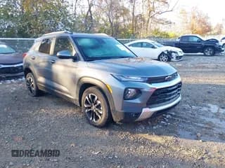 ✅ 2021 Chevrolet TrailBlazer LT • VIN: KL79MPSLXMB001515 • Лот: 43657298. Опубликован ранее на IAAI с пробегом 71 218 миль. Бесплатный доступ к архиву аукционных продаж из США и подробный отчёт об истории автомобиля на DreamBid. Изображение 1.