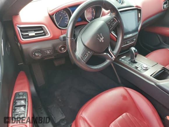 ✅ 2017 Maserati Ghibli S • VIN: ZAM57RSL7H1235932 • Лот: 80559245. Опубликован ранее на Copart с пробегом 34 067 миль. Бесплатный доступ к архиву аукционных продаж из США и подробный отчёт об истории автомобиля на DreamBid. Изображение 8.