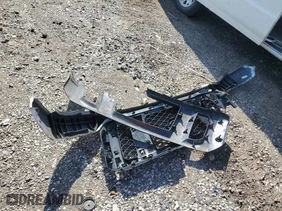 ✅ 2020 Nissan NV Cargo SV • VIN: 1N6BF0LY2LN811733 • Lot: 52222715. Listed on Copart with 121,556 mi. Free auction sales archive from the USA and detailed vehicle history report at DreamBid. Image 13.