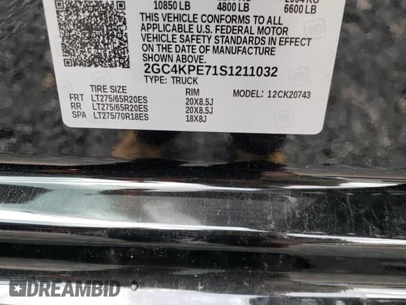 ✅ 2025 Chevrolet Silverado 2500HD LTZ • VIN: 2GC4KPE71S1211032 • Lot: 86865925. Wystawiony na Copart z przebiegiem 1 698 mil. Bezpłatny archiwum sprzedaży aukcyjnych z USA i szczegółowy raport historii pojazdu na DreamBid. Zdjęcie 12.