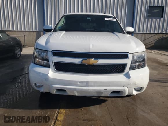 ✅ 2012 Chevrolet Tahoe LT • VIN: 1GNSCBE08CR182588 • Lot: 71915405. Wystawiony na Copart z przebiegiem 170 026 mil. Bezpłatny archiwum sprzedaży aukcyjnych z USA i szczegółowy raport historii pojazdu na DreamBid. Zdjęcie 5.