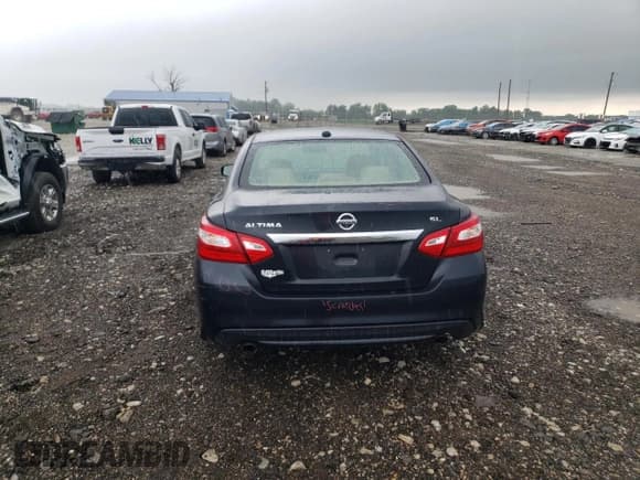 ✅ 2017 Nissan Altima SR • VIN: 1N4AL3AP7HC133606 • Lot: 66163435. Wystawiony na Copart z przebiegiem 125 746 mil. Bezpłatny archiwum sprzedaży aukcyjnych z USA i szczegółowy raport historii pojazdu na DreamBid. Zdjęcie 6.