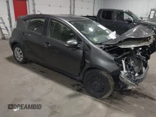 ✅ 2014 Toyota Prius One • VIN: JTDKDTB32E1573148 • Lot: 42295986. Wystawiony na IAAI z przebiegiem 90 186 mil. Bezpłatny archiwum sprzedaży aukcyjnych z USA i szczegółowy raport historii pojazdu na DreamBid. Zdjęcie 1.