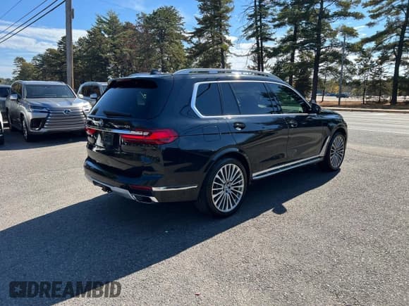 ✅ 2019 BMW X7 xDrive40i • VIN: 5UXCW2C57KL087006 • Лот: 91801395. Опубликован ранее на Copart с пробегом 95 958 миль. Бесплатный доступ к архиву аукционных продаж из США и подробный отчёт об истории автомобиля на DreamBid. Изображение 4.