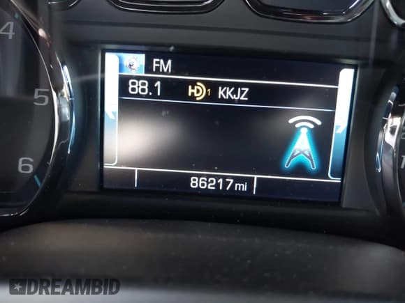 ✅ 2020 Chevrolet Suburban LT • VIN: 1GNSCHKC9LR128203 • Lot: 42275786. Wystawiony na IAAI z przebiegiem 86 217 mil. Bezpłatny archiwum sprzedaży aukcyjnych z USA i szczegółowy raport historii pojazdu na DreamBid. Zdjęcie 15.