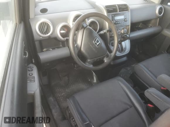 ✅ 2005 Honda Element EX • VIN: 5J6YH18625L010068 • Лот: 46876945. Опубликован ранее на Copart с пробегом Не указан. Бесплатный доступ к архиву аукционных продаж из США и подробный отчёт об истории автомобиля на DreamBid. Изображение 8.