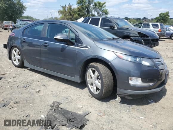 ✅ 2013 Chevrolet Volt • VIN: 1G1RD6E41DU139782 • Lot: 68302804. Wystawiony na Copart z przebiegiem 155 587 mil. Bezpłatny archiwum sprzedaży aukcyjnych z USA i szczegółowy raport historii pojazdu na DreamBid. Zdjęcie 4.