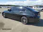 2022 BMW 3 Series 330i xDrive z VIN 3MW5R7J05N8C70306, wystawiony jako Copart lot #71299635 z przebiegiem 42 128 mil mil oraz Szkoda całkowita • Salvage title. Historia ofert i sprzedaży dostępna na DreamBid. Obrazek 2.
