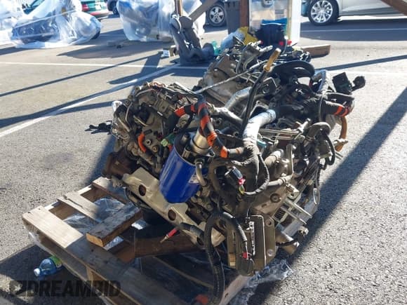 ✅ 2015 Chevrolet Silverado 2500HD LT • VIN: 1GC1KVE83FF653342 • Lot: 41970275. Listed on IAAI with 130,535 mi. Free auction sales archive from the USA and detailed vehicle history report at DreamBid. Image 21.