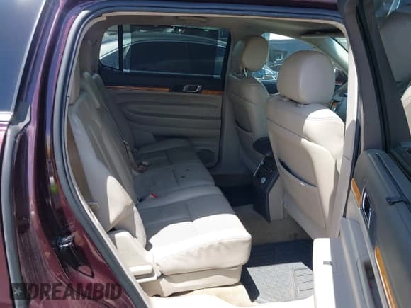 ✅ 2011 Lincoln MKT • VIN: 2LMHJ5AR4BBJ53850 • Лот: 42649594. Опубликован ранее на IAAI с пробегом 125 010 миль. Бесплатный доступ к архиву аукционных продаж из США и подробный отчёт об истории автомобиля на DreamBid. Изображение 8.