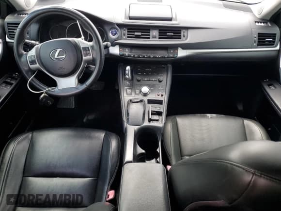 ✅ 2012 Lexus CT 200h Premium • VIN: JTHKD5BH4C2120128 • Лот: 91780065. Опубликован ранее на Copart с пробегом 147 391 миль. Бесплатный доступ к архиву аукционных продаж из США и подробный отчёт об истории автомобиля на DreamBid. Изображение 8.