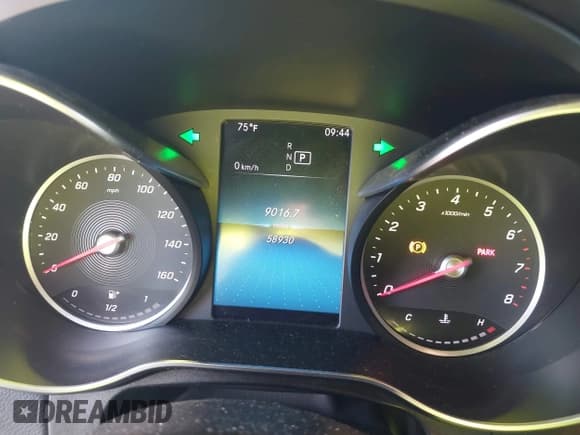 ✅ 2020 Mercedes-Benz GLC 300 • VIN: W1N0G8EB5LF809153 • Lot: 43385625. Listed on IAAI with 58,930 mi. Free auction sales archive from the USA and detailed vehicle history report at DreamBid. Image 7.