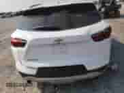 2021 Chevrolet Blazer LT z VIN 3GNKBDRS9MS508164, wystawiony jako Copart lot #55377483 z przebiegiem 96 411 mil mil oraz . Historia ofert i sprzedaży dostępna na DreamBid. Obrazek 6.