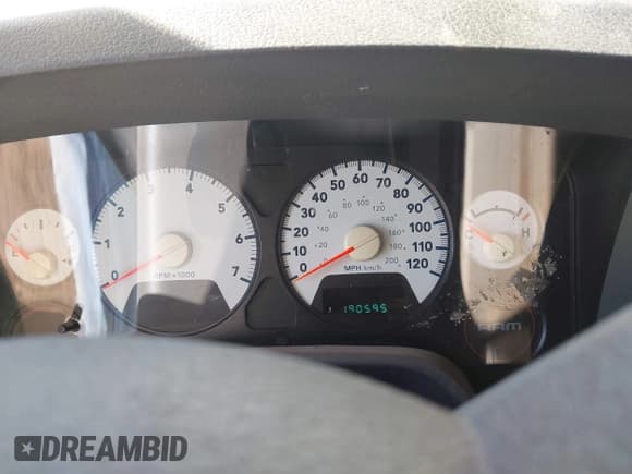 ✅ 2008 Dodge 1500 ST • VIN: 1D7HA18K78J187275 • Lot: 43540031. Listed on IAAI with 190,595 mi. Free auction sales archive from the USA and detailed vehicle history report at DreamBid. Image 7.