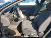 ✅ 2007 Pontiac G5 • VIN: 1G2AL15F477176599 • Lot: 67886284. Wystawiony na Copart z przebiegiem Nie podano. Bezpłatny archiwum sprzedaży aukcyjnych z USA i szczegółowy raport historii pojazdu na DreamBid. Zdjęcie 7.