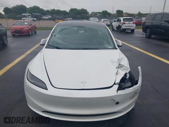 ✅ 2024 Tesla Model 3 • VIN: 5YJ3E1EAXRF740594 • Lot: 42423152. Wystawiony na IAAI z przebiegiem 7 604 mil. Bezpłatny archiwum sprzedaży aukcyjnych z USA i szczegółowy raport historii pojazdu na DreamBid. Zdjęcie 12.