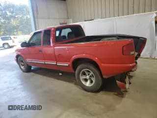 ✅ 2001 Chevrolet S-10 LS • VIN: 1GCCS19W018126074 • Лот: 82839494. Опубликован ранее на Copart с пробегом Не указан. Бесплатный доступ к архиву аукционных продаж из США и подробный отчёт об истории автомобиля на DreamBid. Изображение 2.