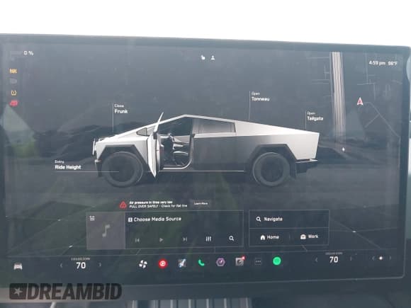 ✅ 2025 Tesla Cybertruck • VIN: 7G2CEHED1SA068606 • Lot: 42946309. Listed on IAAI with 5,212 mi. Free auction sales archive from the USA and detailed vehicle history report at DreamBid. Image 18.