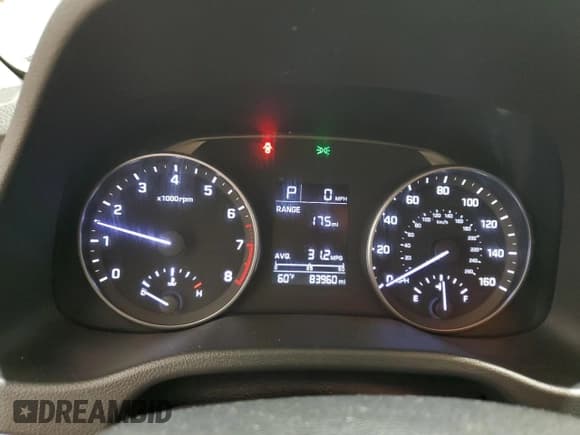 ✅ 2017 Hyundai Elantra SE • VIN: KMHD84LF3HU228852 • Lot: 89483725. Listed on Copart with 83,960 mi. Free auction sales archive from the USA and detailed vehicle history report at DreamBid. Image 9.