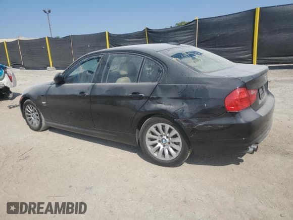✅ 2009 BMW 3 Series 328i xDrive • VIN: WBAPK73589A457393 • Lot: 80076475. Listed on Copart with 128,894 mi. Free auction sales archive from the USA and detailed vehicle history report at DreamBid. Image 2.